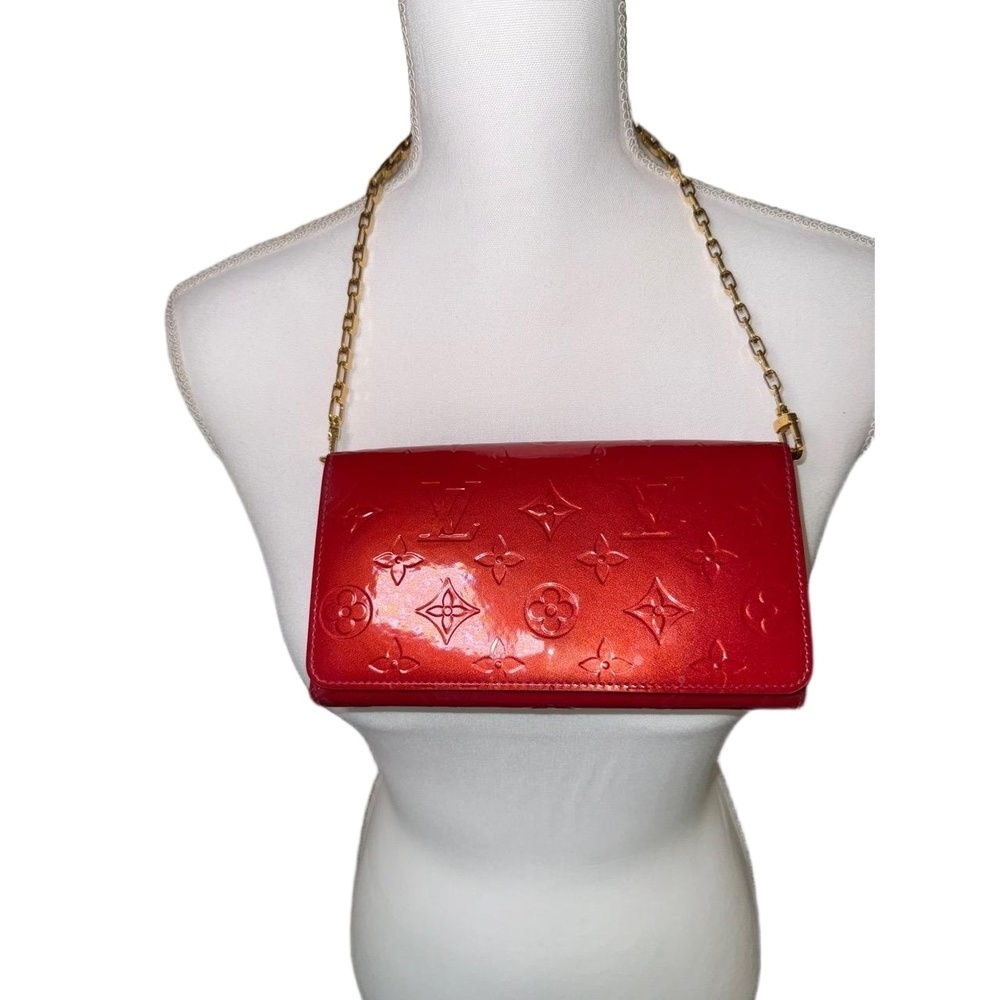 Louis Vuitton Red Monogram Vernis Wallet On Chain - Picture 2 of 8